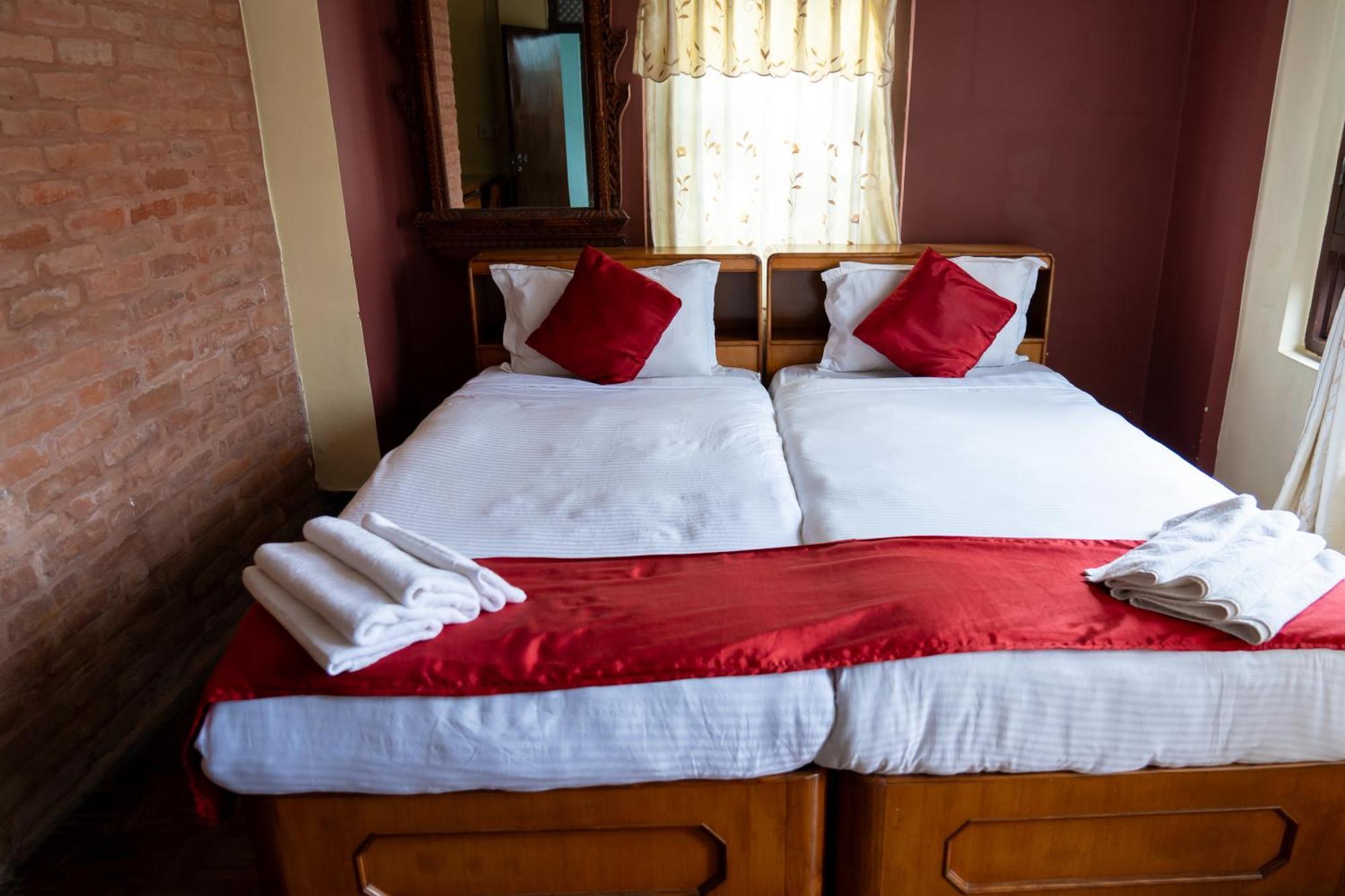 באקטפור Golden Gate Guest House מראה חיצוני תמונה