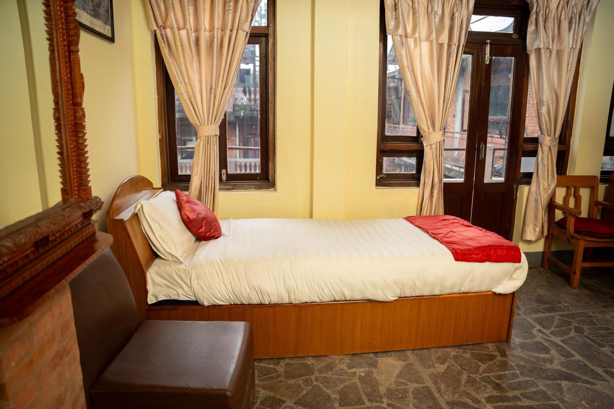באקטפור Golden Gate Guest House מראה חיצוני תמונה