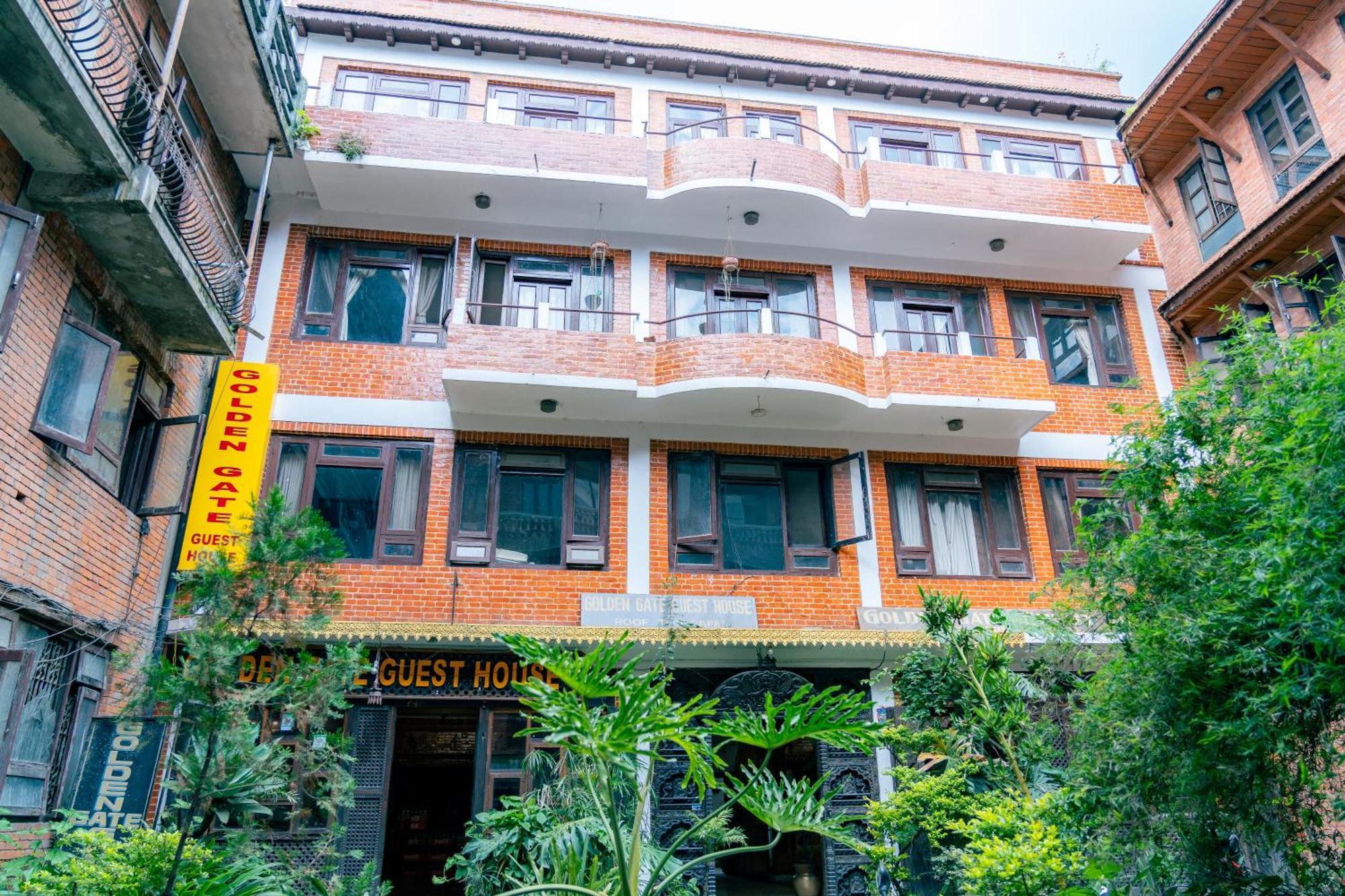באקטפור Golden Gate Guest House מראה חיצוני תמונה