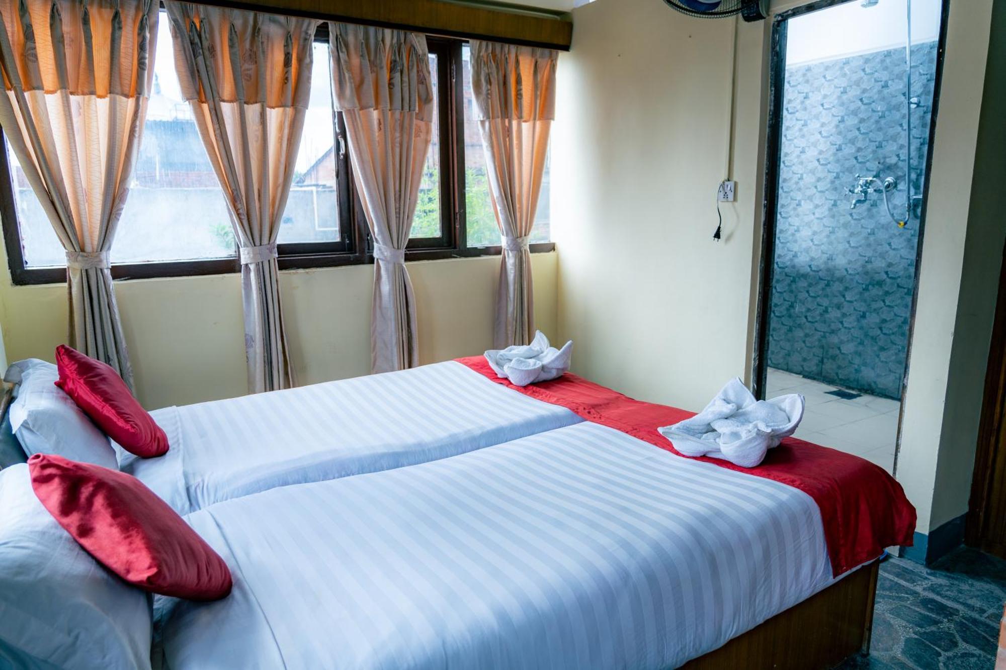 באקטפור Golden Gate Guest House מראה חיצוני תמונה