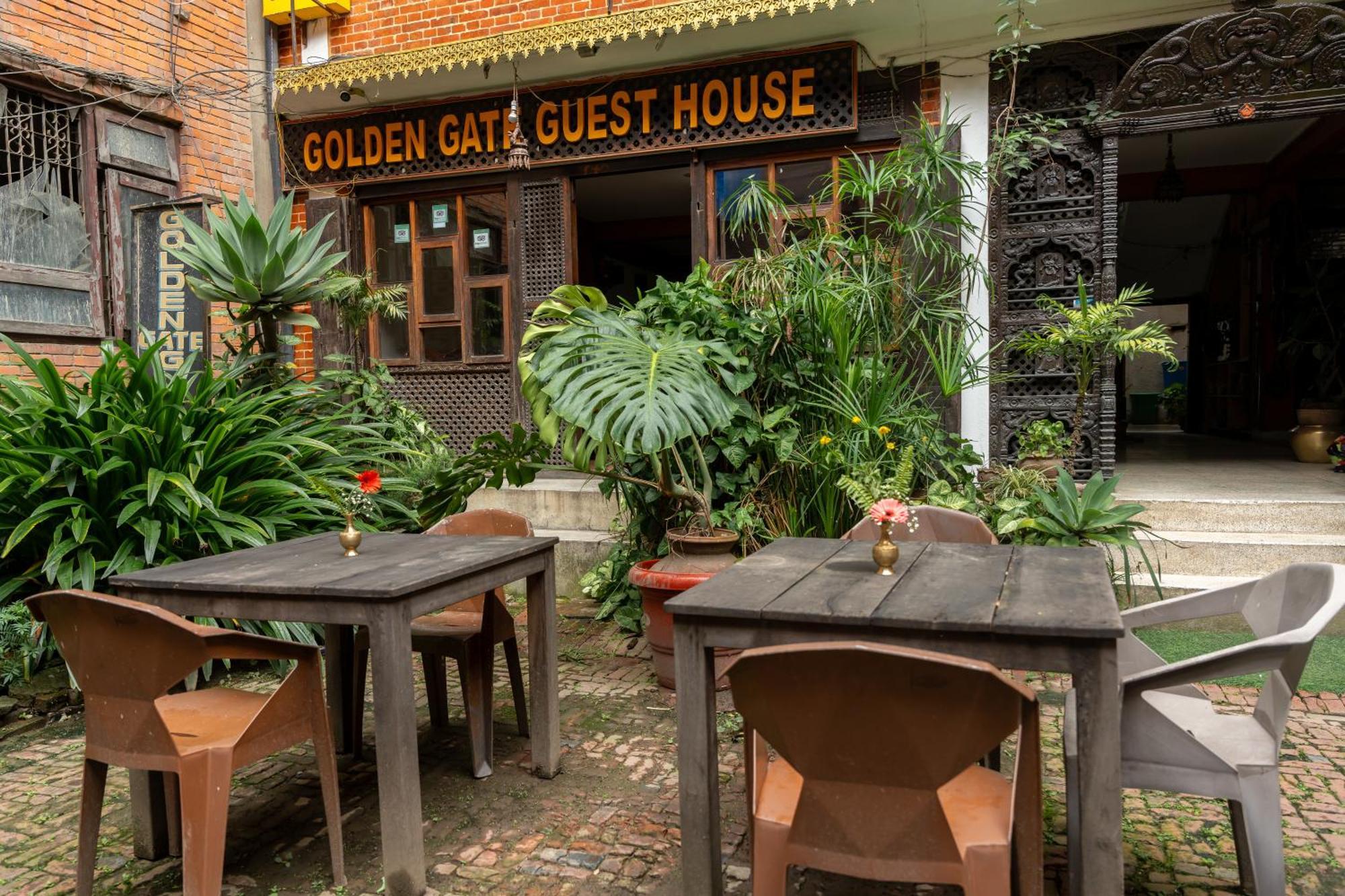 באקטפור Golden Gate Guest House מראה חיצוני תמונה