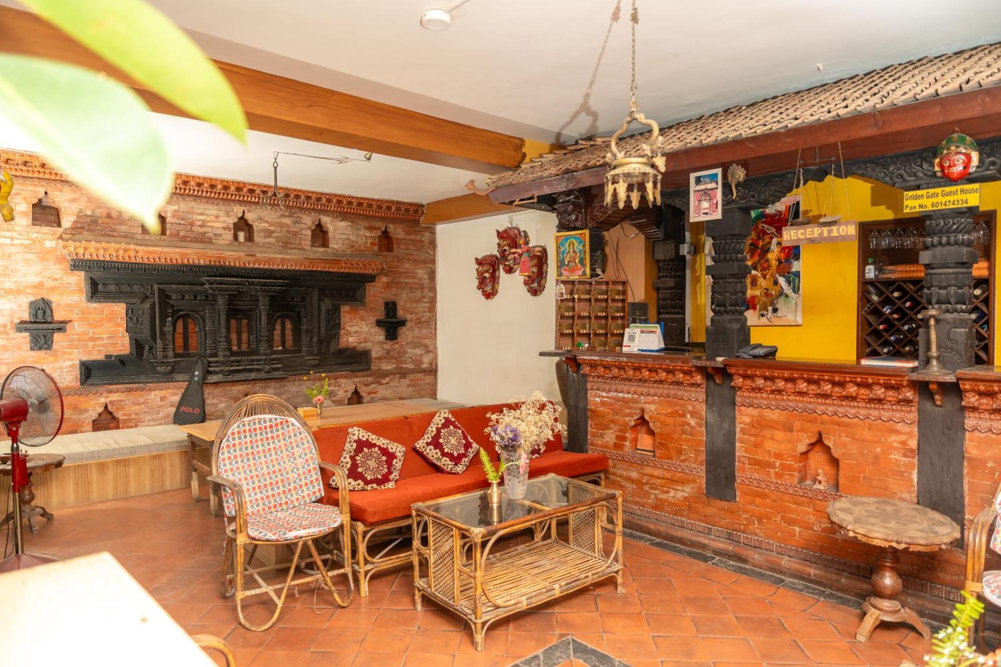 באקטפור Golden Gate Guest House מראה חיצוני תמונה