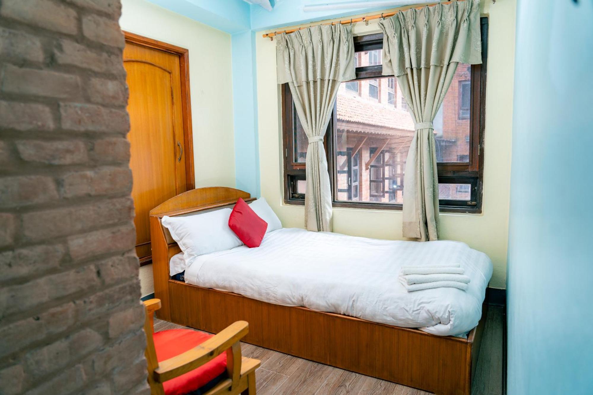באקטפור Golden Gate Guest House מראה חיצוני תמונה
